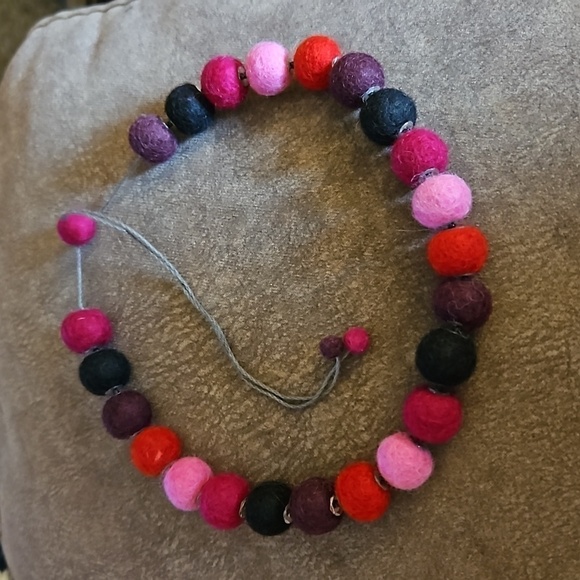 3/$30 Multi-Color Felt Pom Pom Adjustable Necklace - Picture 2 of 6
